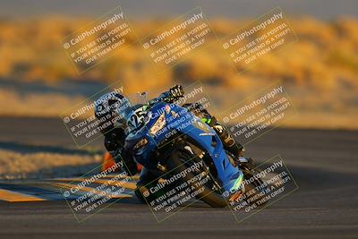 media/Jan-21-2023-CVMA (Sat) [[b9eef8ba1f]]/Race 13 500 Supersport-350 Supersport/